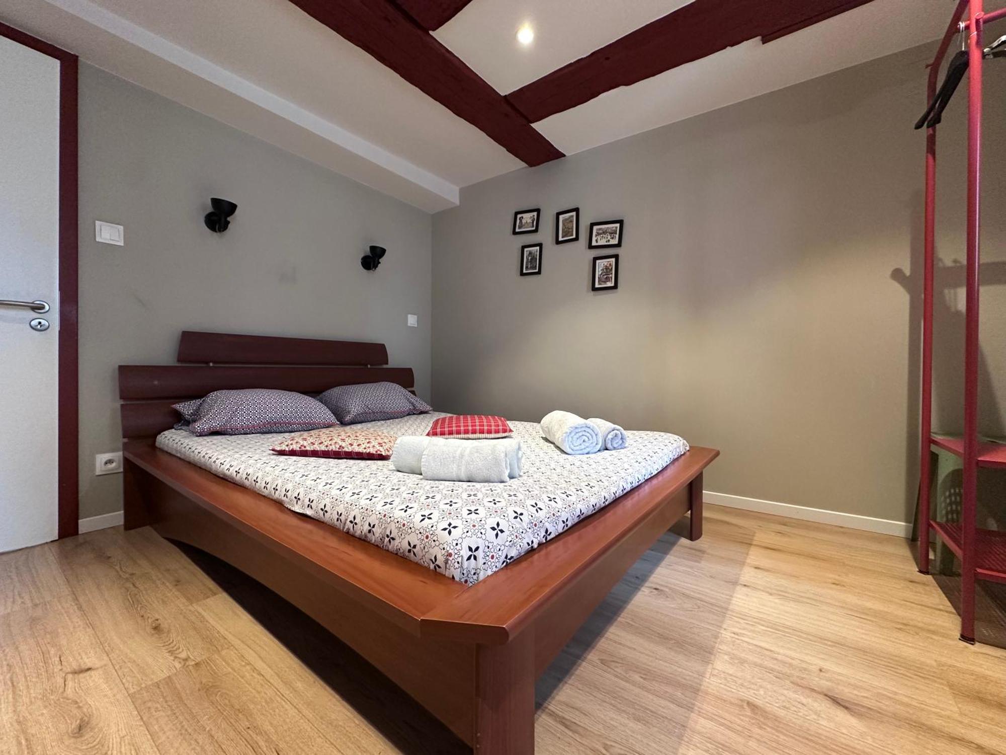 B'M Yerri - Appartement 4 Pers - Vue Cathedrale Colmar Exteriör bild