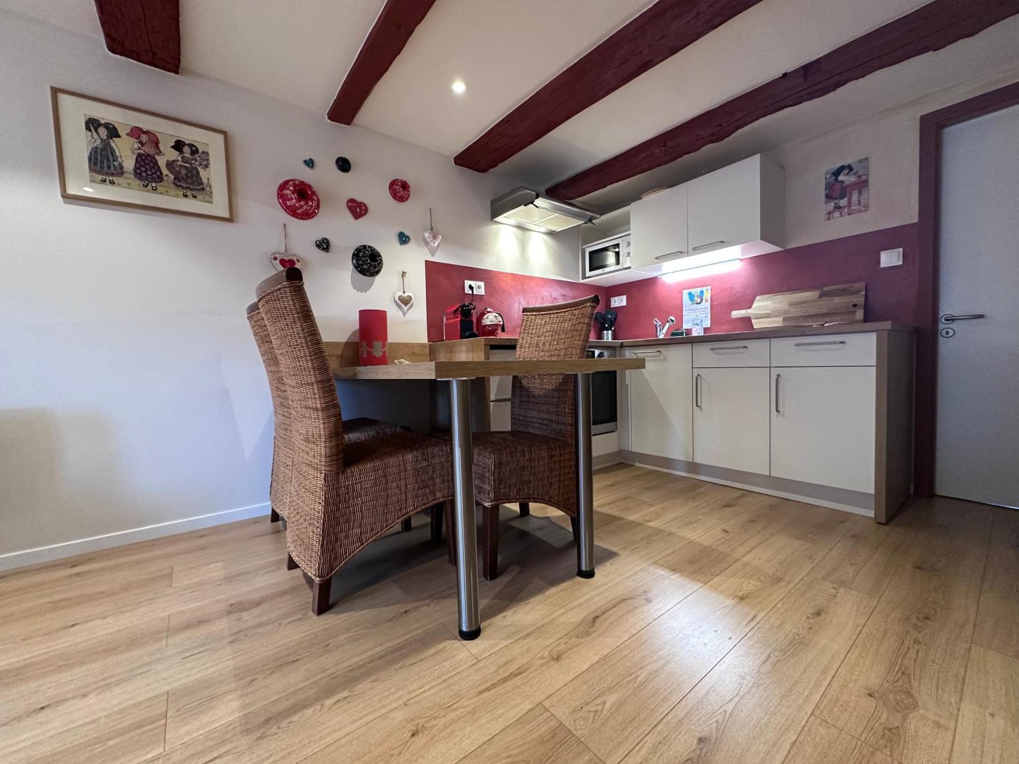 B'M Yerri - Appartement 4 Pers - Vue Cathedrale Colmar Exteriör bild